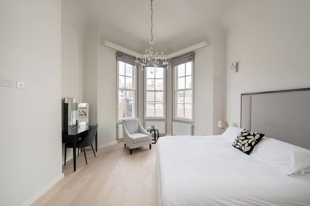 Apartamento Presidential With 14ft High Ceilings & Private Elevator